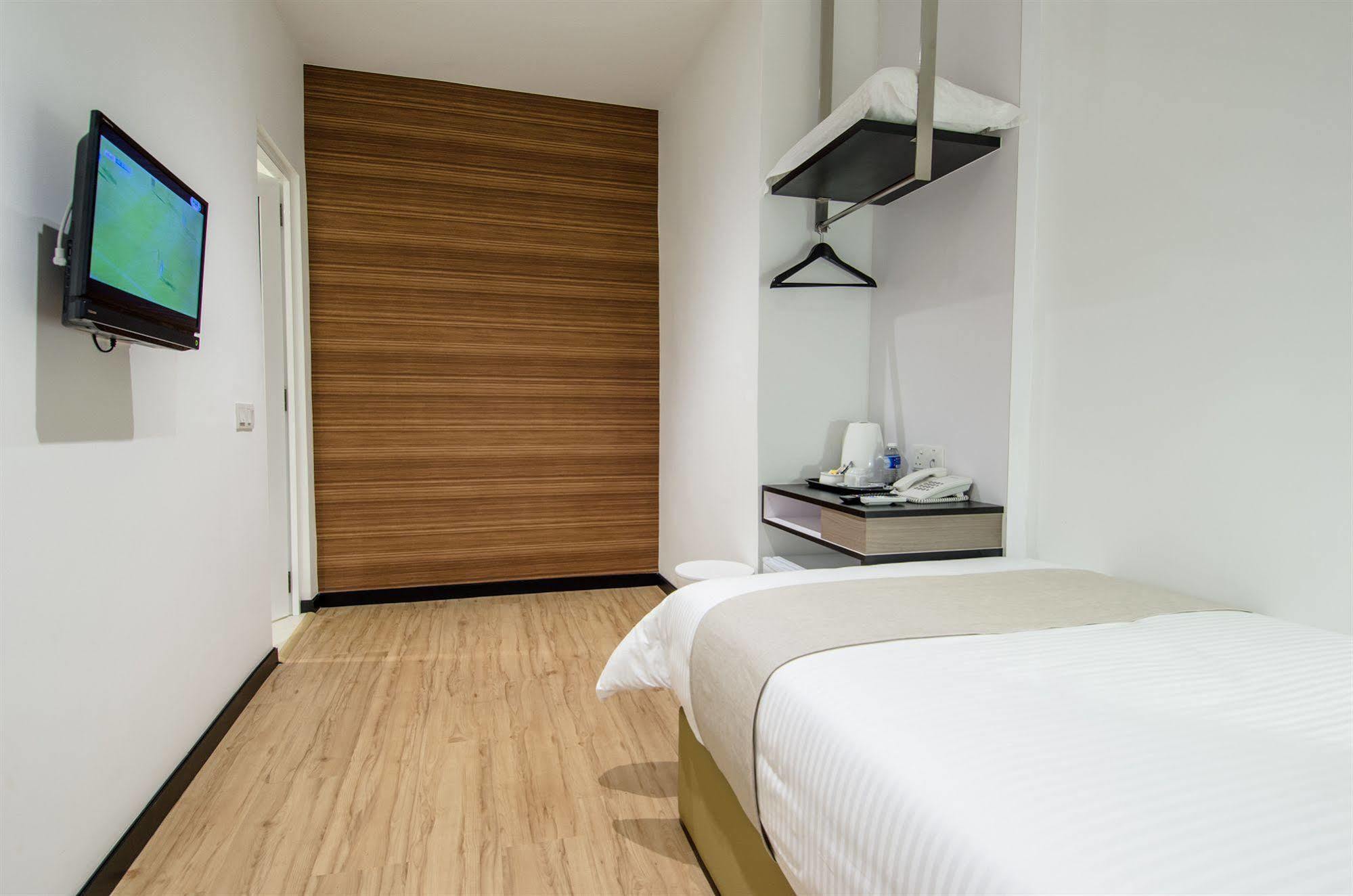 12Fly Hotel Kuala Lumpur Esterno foto